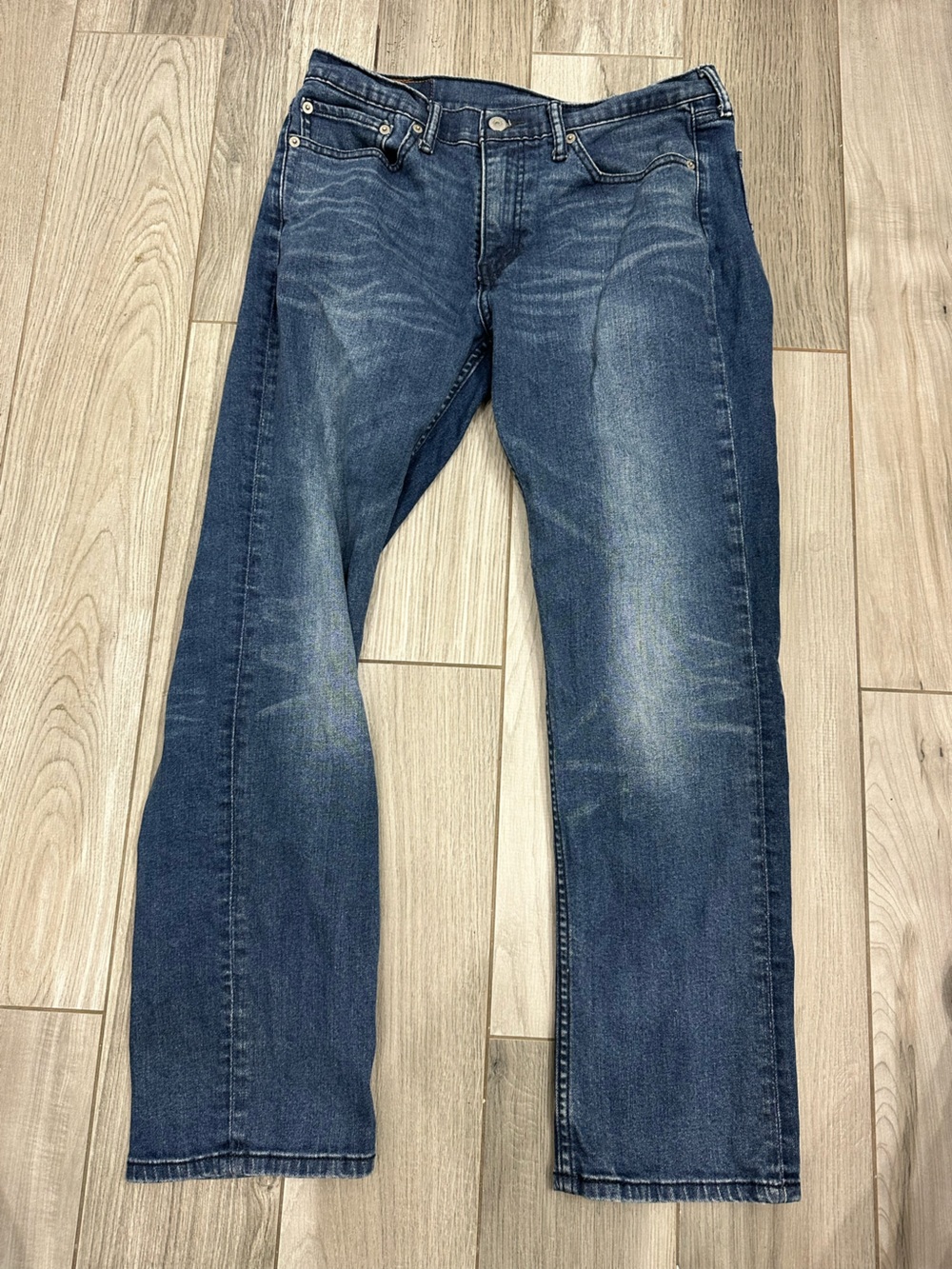 Levi's Men's Slim Straight Jeans in Dark Blue Wash - Picture 1 of 4